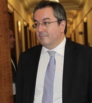 Δήλωση βόμβα Μόσιαλου για τον κορωνοϊό – Τι είπε για την βρετανική υπομετάλλαξη
