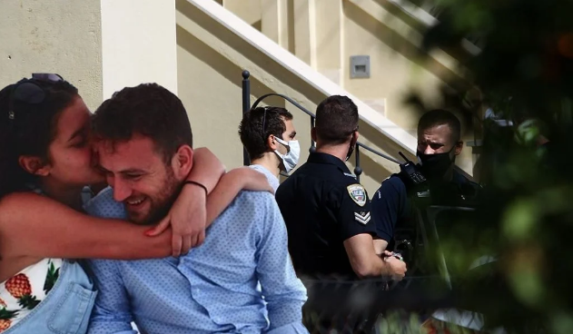 Κάρολαιν: Τα στοιχεία του δολοφόνου της Καρολάιν.