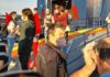 Πειραιάς: Ταξιδιώτες απομάκρυναν αριστερούς συνδικαλιστές που εμπόδιζαν τον απόπλου (ΒΙΝΤΕΟ)