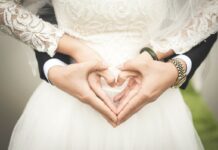 Πασίγνωστος Έλληνας ποδοσφαιριστής παντρεύτηκε λίγο πριν γίνει μπαμπάς!