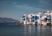 Ποια νησιά είναι μια ανάσα από το τοπικό lockdown