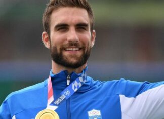 Θα τα χάσετε: Δείτε την κούκλα σύντροφο του Έλληνα Ολυμπιονίκη Στέφανου Ντούσκου