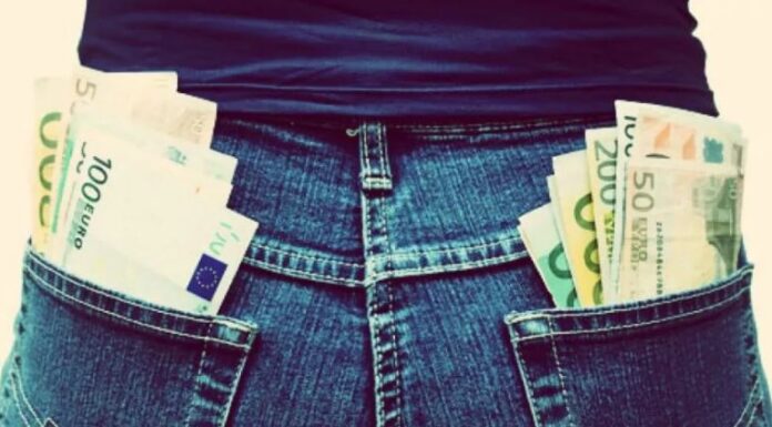 Πόσα πρέπει να αποταμιεύετε κάθε μήνα για να συνταξιοδοτηθείτε… με $1 εκατ. στην άκρη (βίντεο)