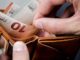 Ερχεται διπλή αύξηση στους μισθούς του ιδιωτικού τομέα