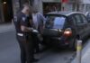 Απίστευτο-Βίντεο: Γυναίκα έβαζε εμπόδια στην τροχαία για να μην της πάρουν τις πινακίδες: «Έκανα rapid test…»