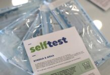 Κορονοϊός: Από πότε ξεκινά η παροχή δωρεάν self test στους μαθητές