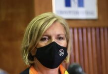 Κορωνοϊός: «Ίσως ζητηθούν περισσότερα τεστ από τους ανεμβολίαστους»