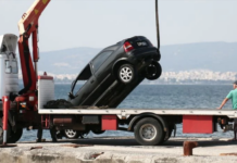 Η τραγική ιστορία πίσω από την αυτοκτονία μητέρας-γιου που δέθηκαν με χειροπέδες και έριξαν το Ι.Χ. στη θάλασσα