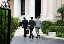 Επέκταση του φράχτη στον Έβρο και αναβάθμιση των ηλεκτρονικών συστημάτων αποφάσισε το ΚΥΣΕΑ