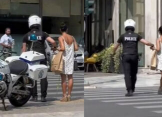 Αστυνομικός-πρότυπο παίρνει από το χέρι τυφλή γυναίκα και την περνάει από τον δρόμο