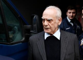 Άκης Τσοχατζόπουλος: Το συγκινητικό μήνυμα στον γιο του λίγο πριν πεθάνει!