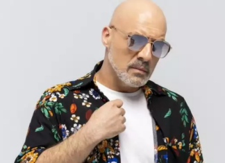 Νίκος Μουτσινάς: «Έχω κάνει τρεις προσπάθειες για υιοθεσία, θα κάνω άλλη μία»