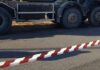 Εθνική Οδός Αθηνών – Κορίνθου: Αποκολλήθηκε βυτίο από νταλίκα και έμεινε στη μέση του δρόμου (βίντεο)