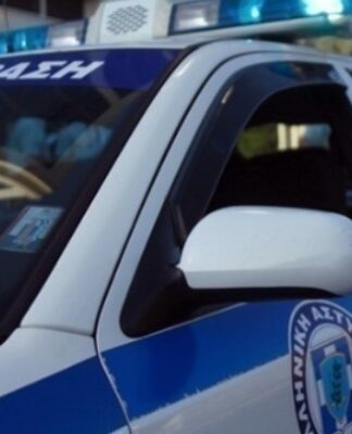 Βιασμός στο ΑΤ Ομόνοιας: Ποινική δίωξη στους δύο αστυνομικούς που κατηγορούνται για τον ομαδικό βιασμό της 19χρονης