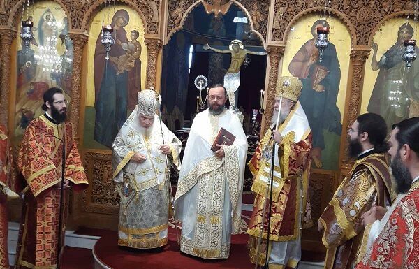 Χειροτονήθηκε ιερέας ο πρώην Διευθυντής της Μητρόπολης Πειραιά Παναγιώτης Φραγκάκος (φωτο)