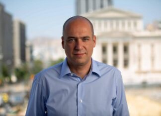 Πειραιάς: Ο Μπουτσικάκης, η δημαρχία και τα κενά στο μεγάλο λιμάνι !