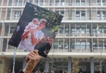 Πέθανε ο 16χρονος που πυροβολήθηκε από αστυνομικό σε καταδίωξη