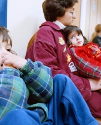 Πέντε ιοί σαρώνουν τα παιδιά – «Φοβόμαστε ότι είμαστε στην αρχή» λένε οι ειδικοί