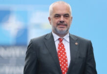 Ράμα: Η Ελλάδα «εξαπάτησε πολύ» για να ενταχθεί στην ΕΕ!