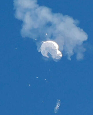 Κατάσκοποι ή UFO τα «μπαλόνια»; Η CIA θα λύσει τον γρίφο