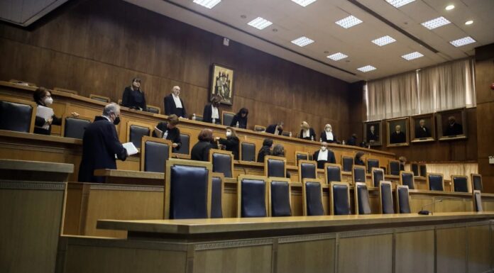 Πατέρας πήρε την επιμέλεια του 9χρονου γιου του και η μάνα θα πληρώνει διατροφή
