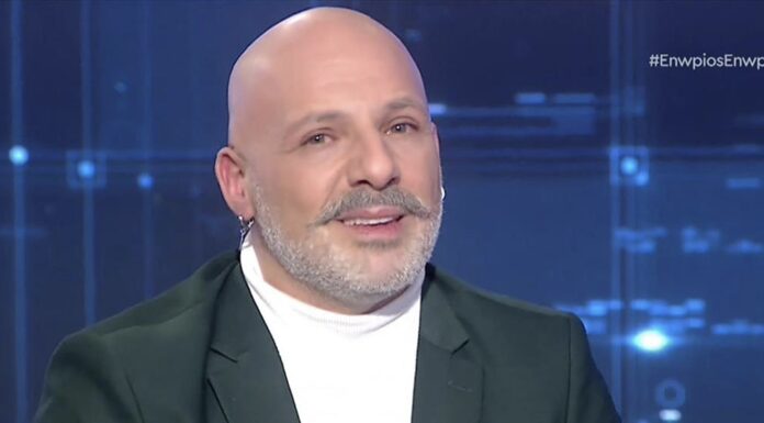 Βόμβα: Τέλος ο Μουτσινάς από το ΣΚΑΪ