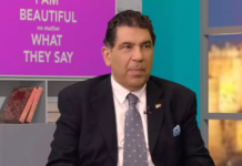 Γιάννης Λύρας: Στα κρατητήρια ο γνωστός πλαστικός χειρούργος μετά από επεισόδιο με 92χρονη για τα κοινόχρηστα