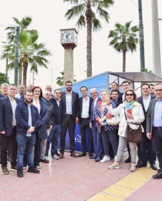 Η ΝΔ έκανε «απόβαση» στο Πασαλιμάνι (φωτο)