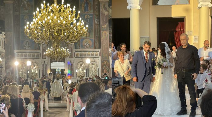 Παντρεύτηκε ο Πρόεδρος της 3ης Κοινότητας Πειραιά Χαράλαμπος Λιακόσταυρος (φωτο)