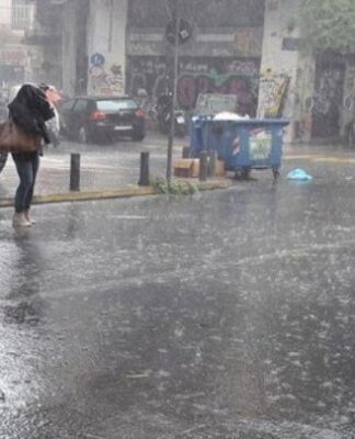Kαιρός: Βροχές και καταιγίδες σε οχτώ περιοχές μέχρι το απόγευμα – Δείτε ποιες είναι