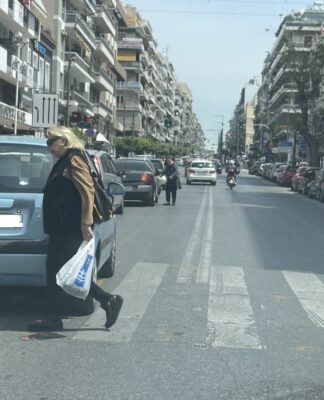 Πασαλιμάνι: ΙΧ παρέσυρε 3μελή οικογένεια στη διάβαση της Σωτήρος!
