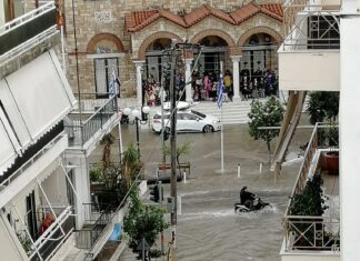 Η κακοκαιρία χτυπά τον Πειραιά!