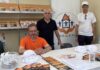 Ο Γιάννης Βοϊδονικόλας στο περίπτερο της ΚΟ.Δ.Ε.Π. στην Έκθεση Βιβλίου στο Πασαλιμάνι