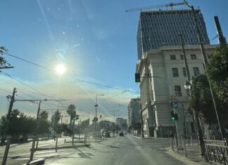 Πειραιάς: Η θερμοκρασία θα φτάσει τους 44 βαθμούς Κελσίου!