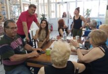 Δήμος Πειραιά: Πρόγραμμα πρόληψης στοματικής υγείας στα μέλη των ΚΑΠΗ