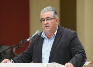 Εκτάκτως στο νοσοκομείο ο Δημήτρης Κουτσούμπας