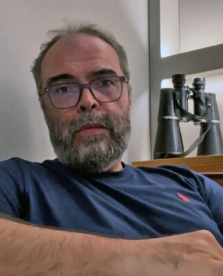 Ανδρέας Κονάνος: «Φτου, ξελευτερία» – Με ένα βίντεο ο πρώην ιερέας αποκάλυψε ότι είναι ομοφυλόφιλος