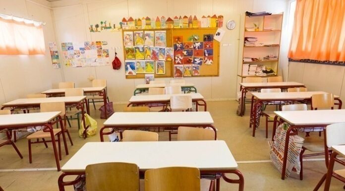 Έρχεται στα τέλη του μήνα το «Καλάθι των σχολικών» – Ποια σχολικά είδη θα περιλαμβάνει