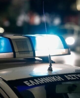 Σοκ στο Κερατσίνι: Ακινητοποίησαν και λήστεψαν δύο 13χρονους