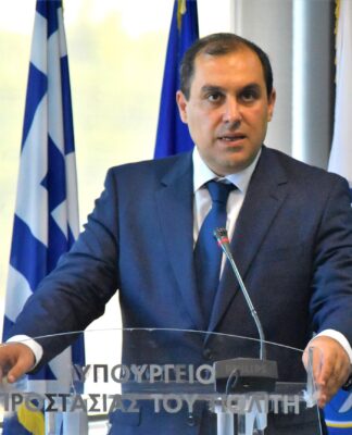 Κώστας Κατσαφάδος: «Φεύγω με μια μεγάλη πικρία…»