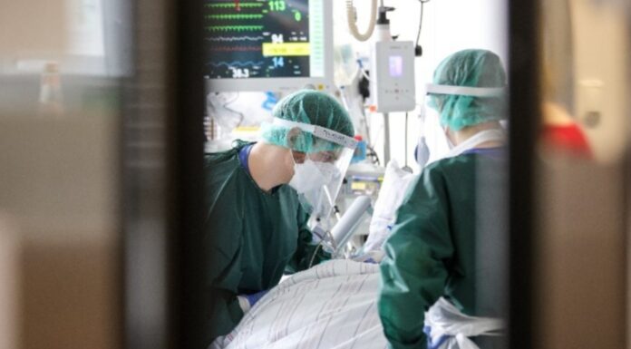 Στο νοσοκομείο με έμφραγμα γνωστός ηθοποιός