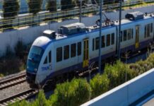 Προαστιακός: Μεγάλη αναστάτωσn, καπνοί σε βαγόνι γεμάτο κóσμο