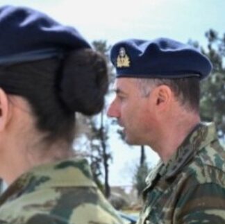 Έρχεται εθελοντική Στρατιωτική θητεία και για τις γυναίκες