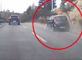 Τράκαρε μόνος του και συνέχισε να οδηγεί ενώ διαλυόταν το αμάξι στον δρόμο-Δείτε βίντεο