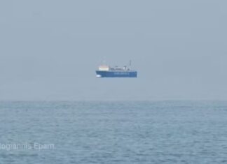 Το σπάνιο φαıνόμενο Fata Morgana ανοιχτά της Κύμης – Πλοίο «αιωρείται» πάνω από τη θάλασσα