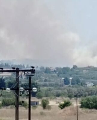 Μεγάλη φωτιά τώρα: Σηκώθηκαν εναέρια μέσα, ήχησε το 112 – Προειδοποίηση στους κατοίκους