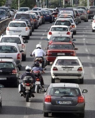 ΕΚΤΑΚΤΟ: Τροχαίο τώρα στην Εθνική Οδό – «Καραμπόλα» 4 οχημάτων – Καθυστερήσεις στο ρεύμα εισόδου