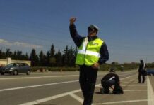 Αυτή είναι η νέα πινακίδα που έρχεται στην Ελλάδα – Τι σημαίνει