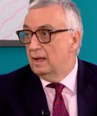 Σε κρίσιμη κατάσταση ο ψυχίατρος Δημήτρης Σούρας – Μάχη για να κρατηθεί στη ζωή
