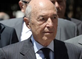 Ο αιφνίδιος θάνατος του Κώστα Σημίτη -Είχε βγει για δείπνο με την Δάφνη!